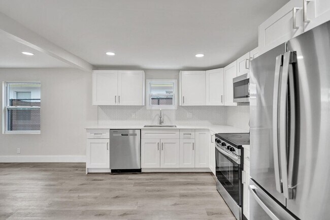 Foto del edificio - 235 NW 10th Ave
