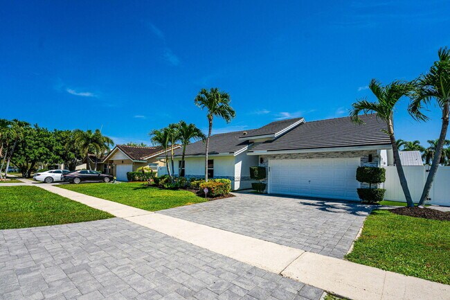 Foto del edificio - 436 Sequoia Ln