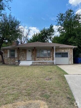 Building Photo - 2264 Downing St