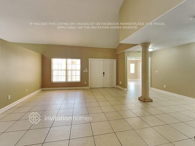 Foto del edificio - 14827 NW 87th Ct