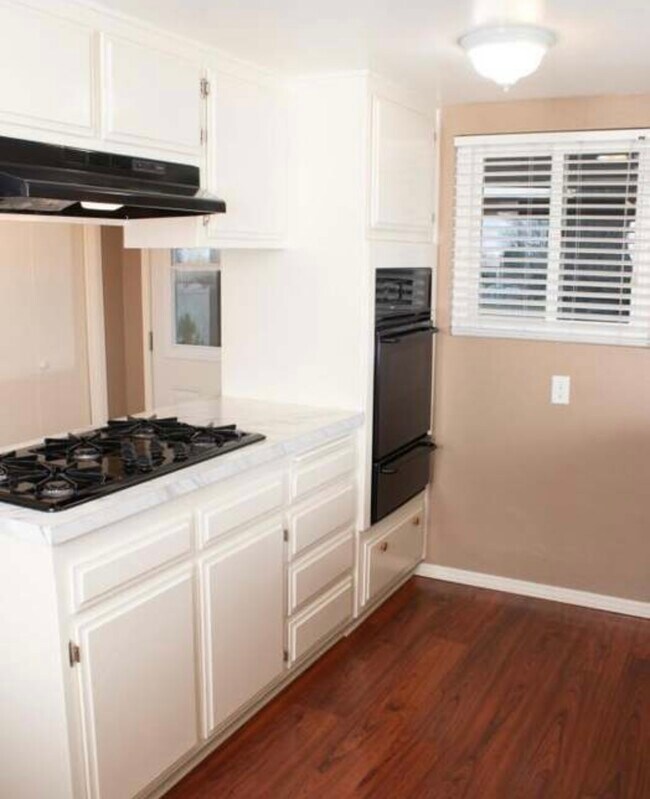 Foto del edificio - 4551 W Avenue L14
