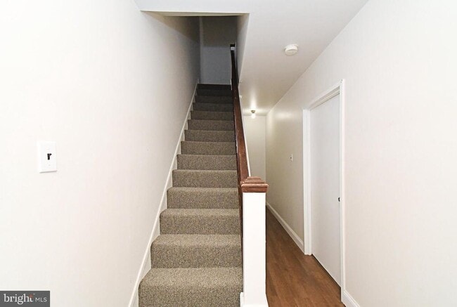 Foto del edificio - 1554 N Lawrence St