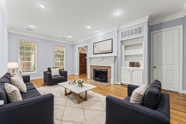 Building Photo - 6839 Staffordshire Blvd