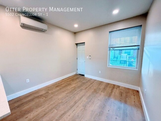 Foto del edificio - 5502 Chancellor St