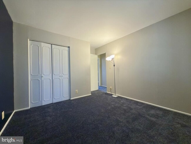 Building Photo - 115 N College Dr