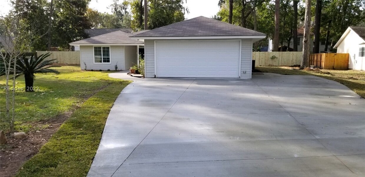 7 Privet Ln, Bluffton, SC 29910 House Rental in Bluffton, SC