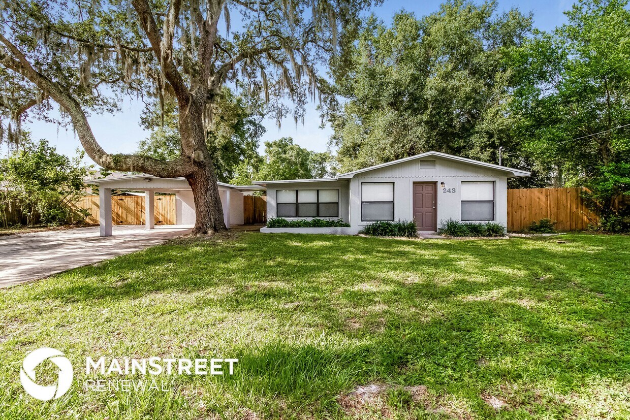 Foto principal - 243 Acorn Dr