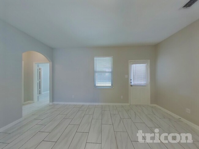 Building Photo - 1342 Barrel Dr