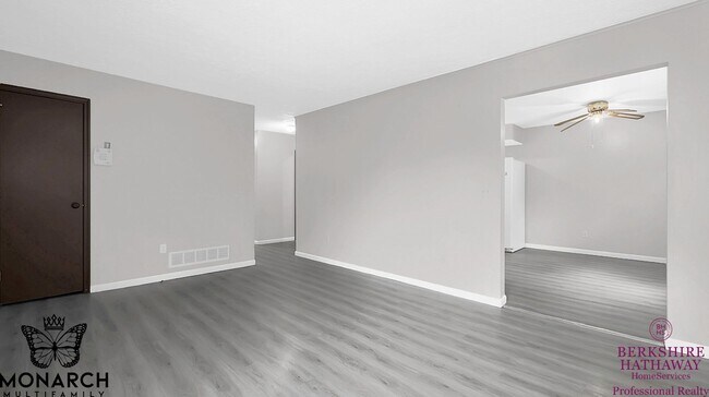 Building Photo - 1688-1690 High Tower Dr