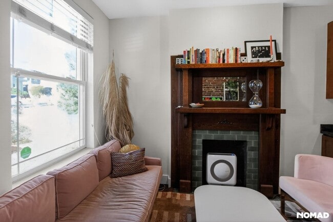 Foto del edificio - 3326 Quivas St