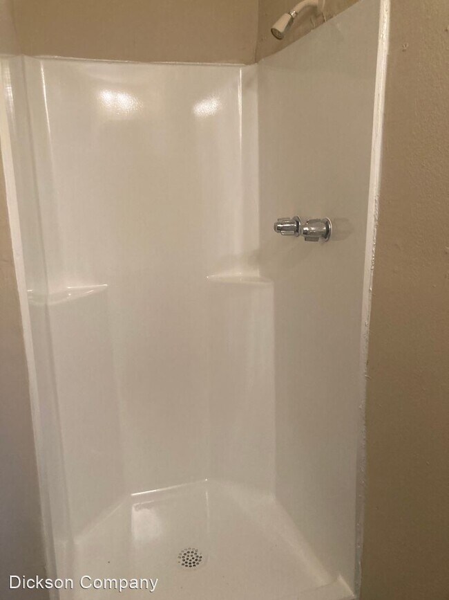 Foto del edificio - 3 br, 1.5 bath House - 6550 Crosswell St.