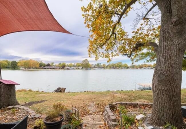 Building Photo - 3 Rosewood Ln