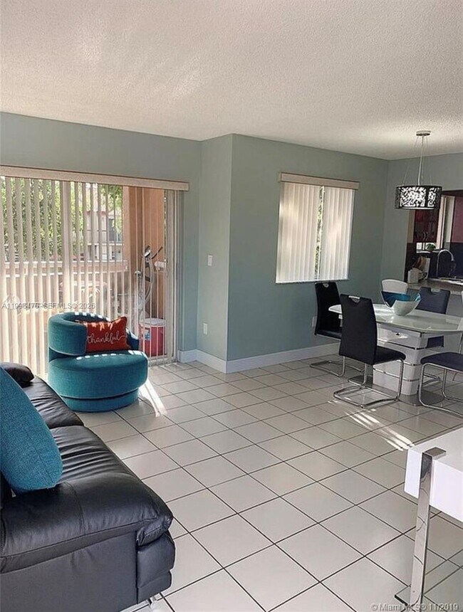 Foto del edificio - 6205 SW 131st Ct