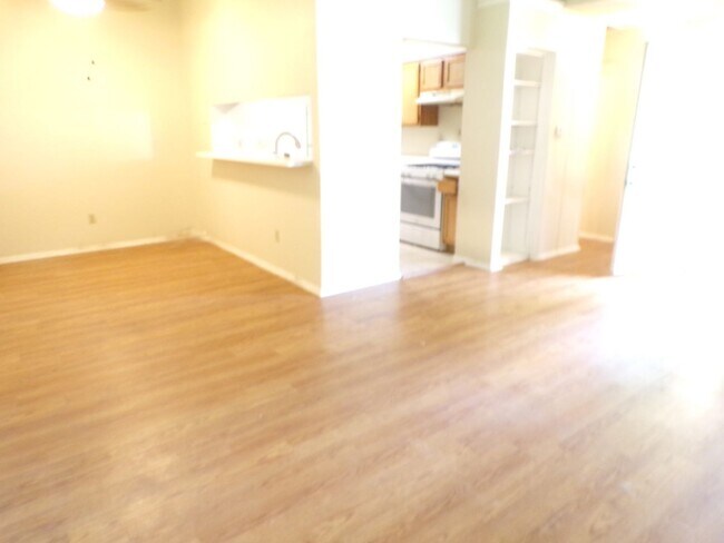 Building Photo - Hemi Properties LLC2 (12303 Patron Dr)