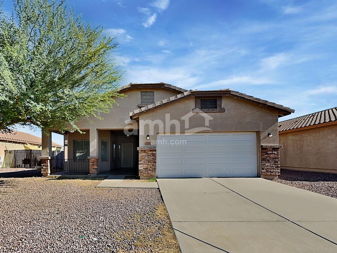 Foto principal - 7210 W Sunderland Ave
