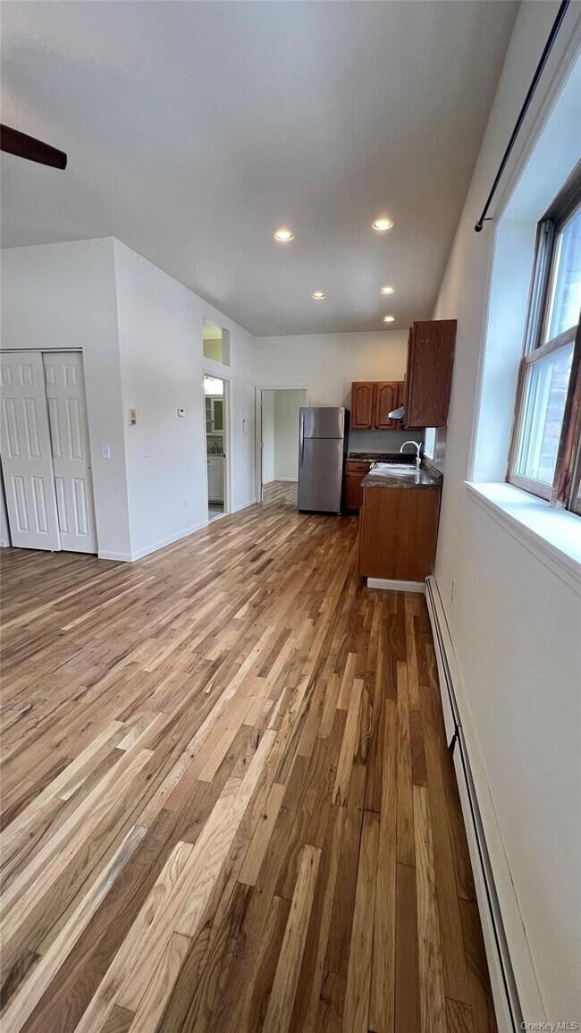 Foto del edificio - 74 North St