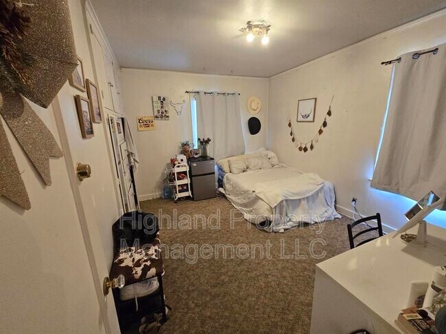 Foto del edificio - 520 NE Maple St