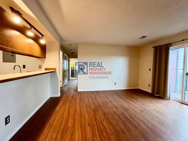 Building Photo - 10785 W 63rd Pl