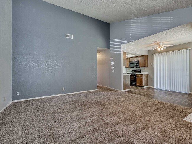 Foto del edificio - Lexington Commons