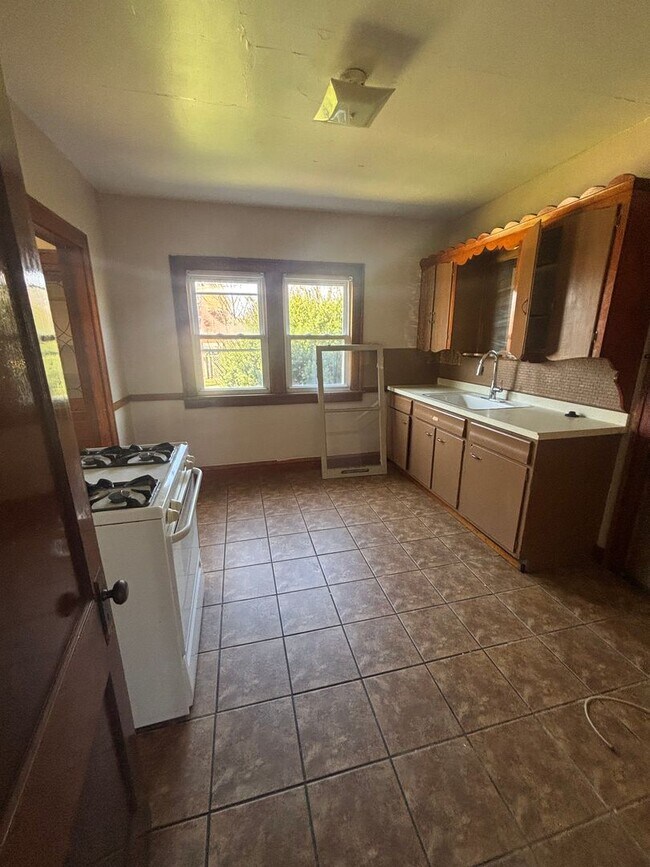 Foto del edificio - 4016 Biddulph Ave