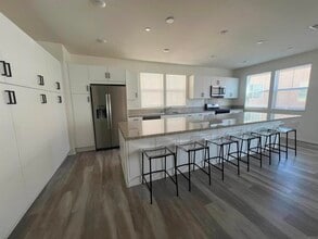 Building Photo - 5341 Calle Rockfish