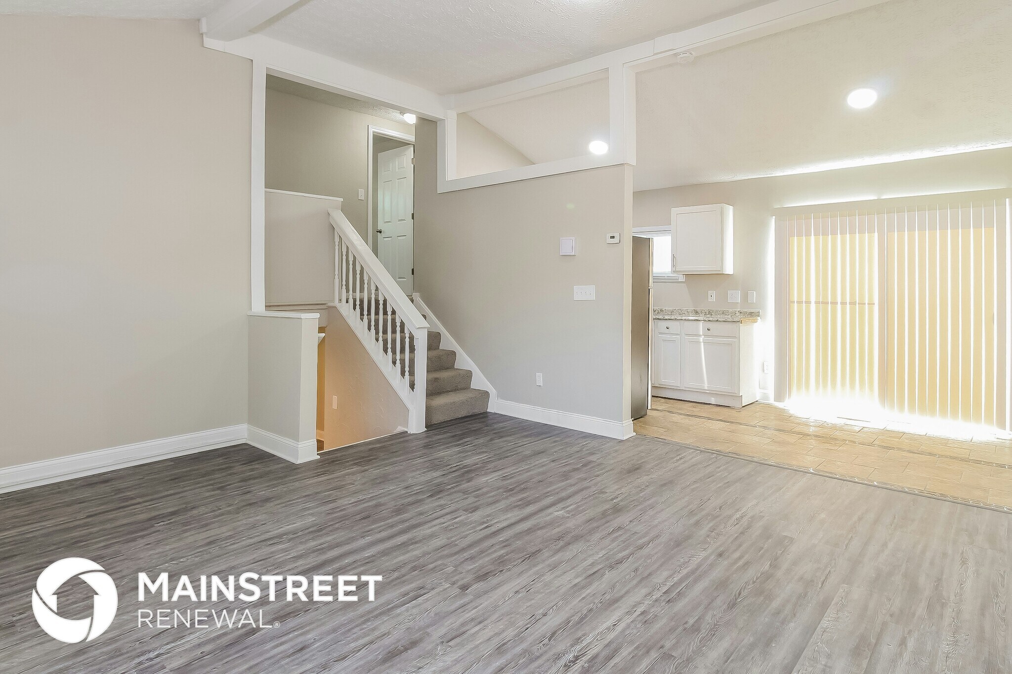 4400 Wyatt Rd Cleveland, OH 44128 – photo 4