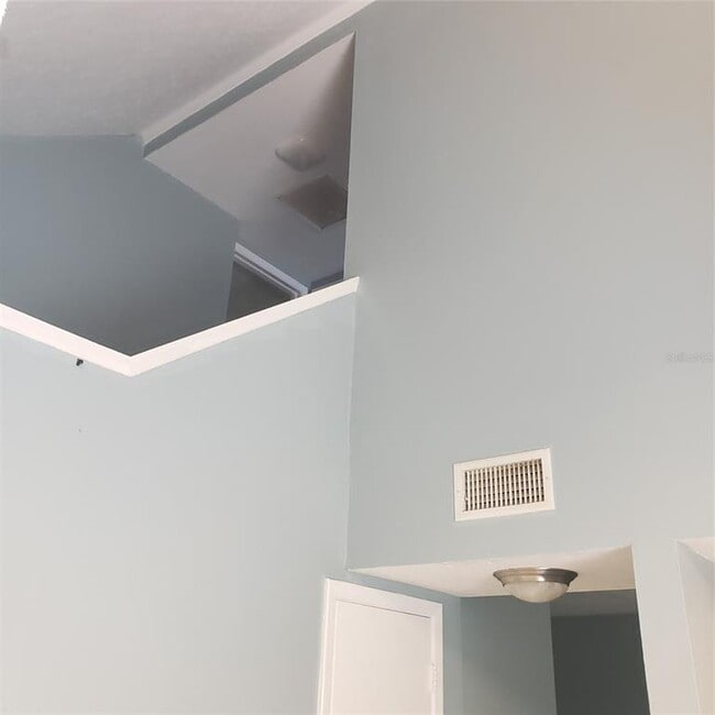 Building Photo - 5626 Ashley Oaks Dr