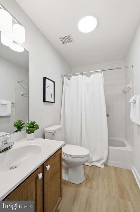 Foto del edificio - 2705 Coxswain Pl