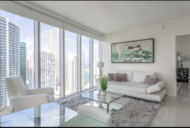 Foto del edificio - 501 Brickell Ave