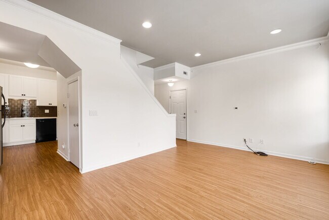 Sala de estar - 5236 Waterman Blvd