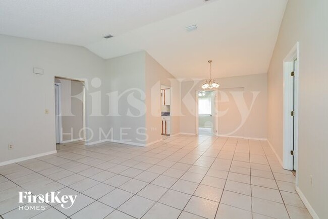 Building Photo - 969 Fountainhead Dr