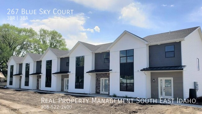 Foto del edificio - Brand New Contemporary Condo in Upscale Pe...