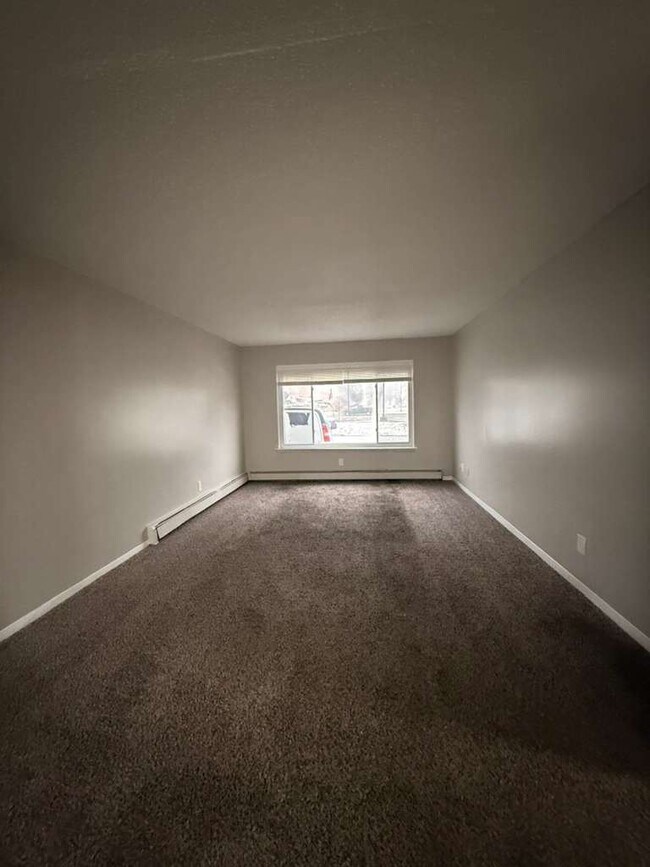 Foto del edificio - 16700 Lahser Rd