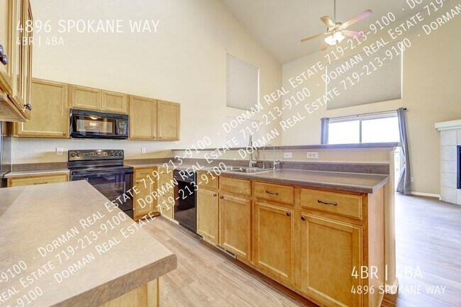 Foto del edificio - Single Family with gorgeous Front Range view.
