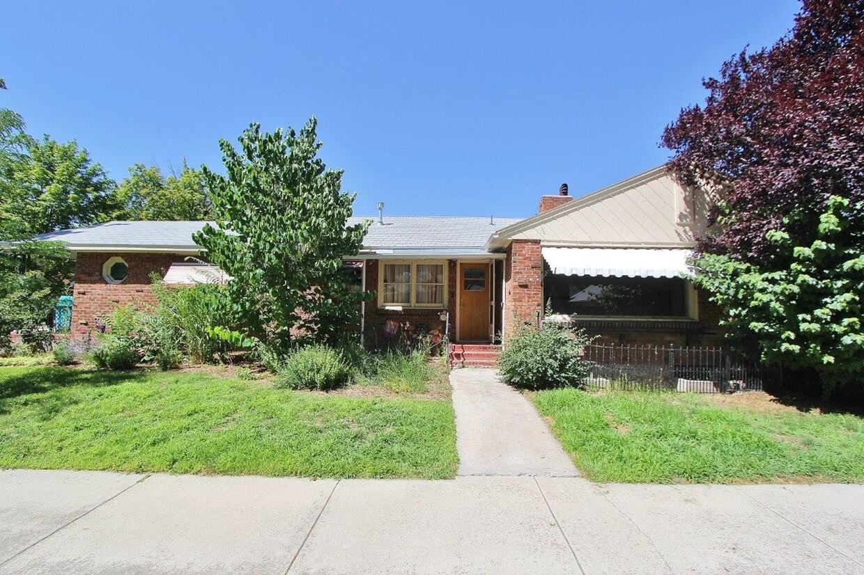Foto principal - 1202 N 20th St