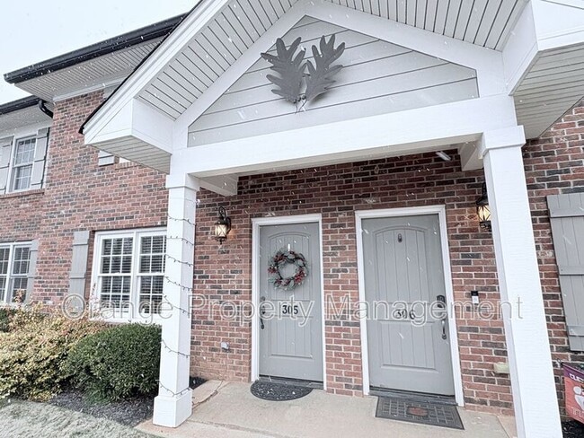 Photo - 209 Calhoun St House