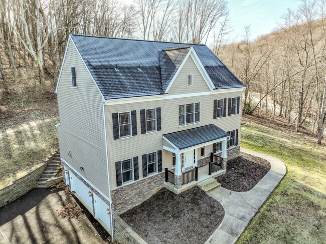 Building Photo - 4501 School Rd S