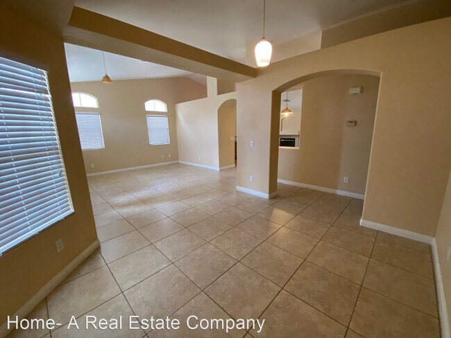 Foto del edificio - 3 br, 2 bath House - 914 Shadowfax Ave
