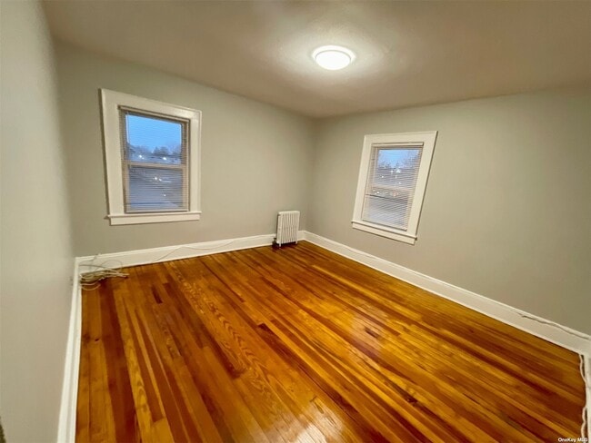 Building Photo - 63 Langdon Pl