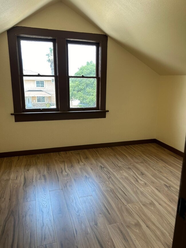 Foto del edificio - 3204 6th St