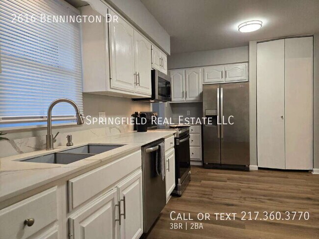Foto del edificio - 2616 Bennington Dr