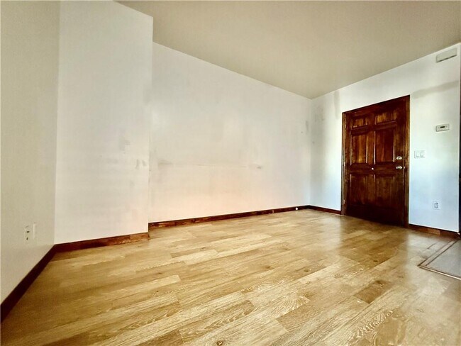 Foto del edificio - 1715 W 13th St