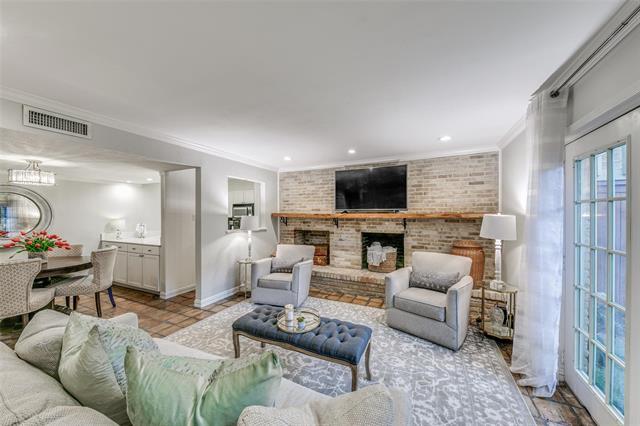 Foto del edificio - 5916 Birchbrook Dr