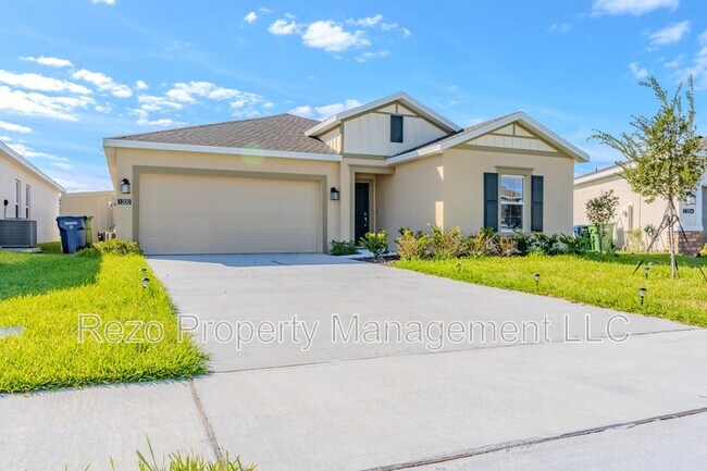 Building Photo - 1200 Tyler Lp
