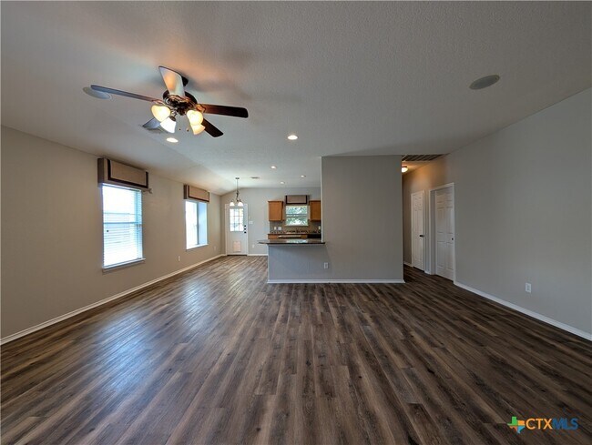 Foto del edificio - 2937 Post Oak Cir