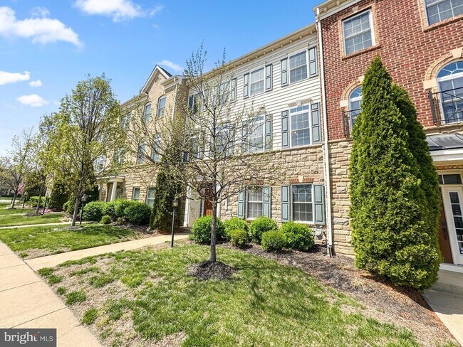 Foto del edificio - 42365 Pine Forest Dr