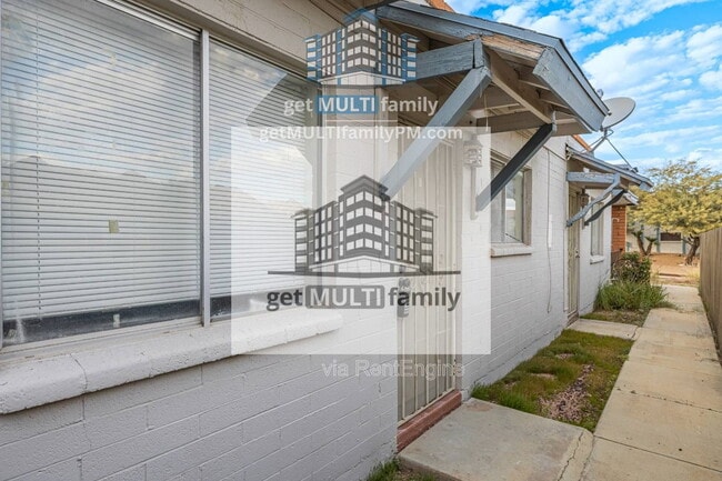 Photo - 1111 E Butler Dr Apartment