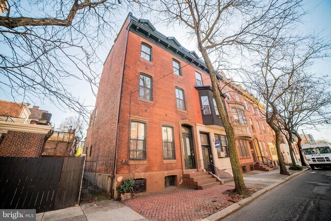 Building Photo - 401 S 22nd St