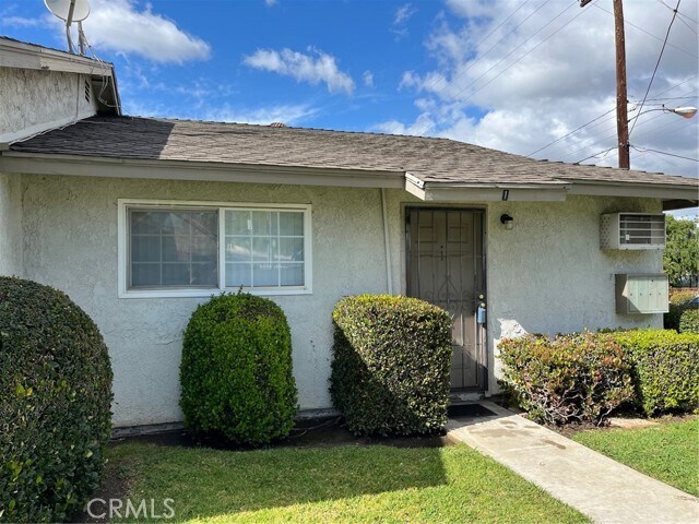 Foto principal - 101 N Tustin Ave