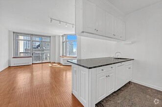 Building Photo - 188 E 64th St